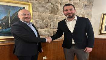 ston kandidatura za zupana naslovna